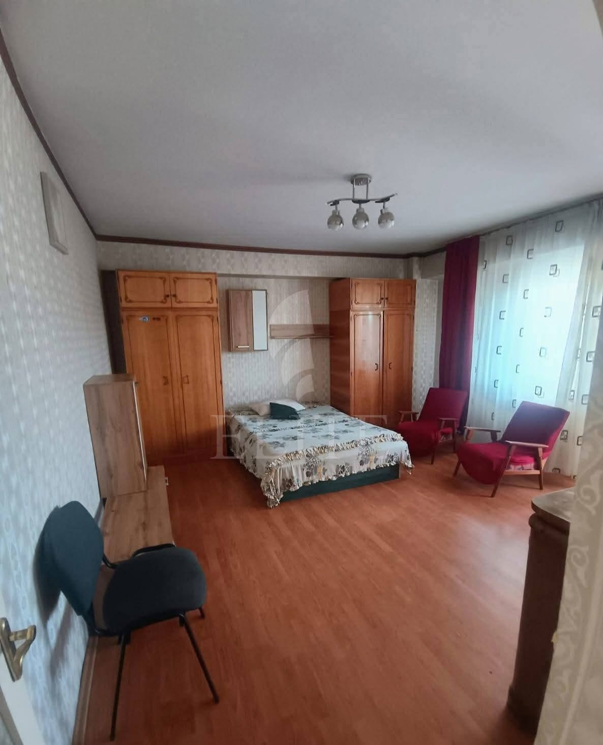 Apartament 2 camere în zona INTERSERVISAN-1229293