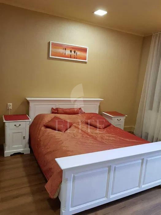 Apartament o camera în zona PARIS-1229600