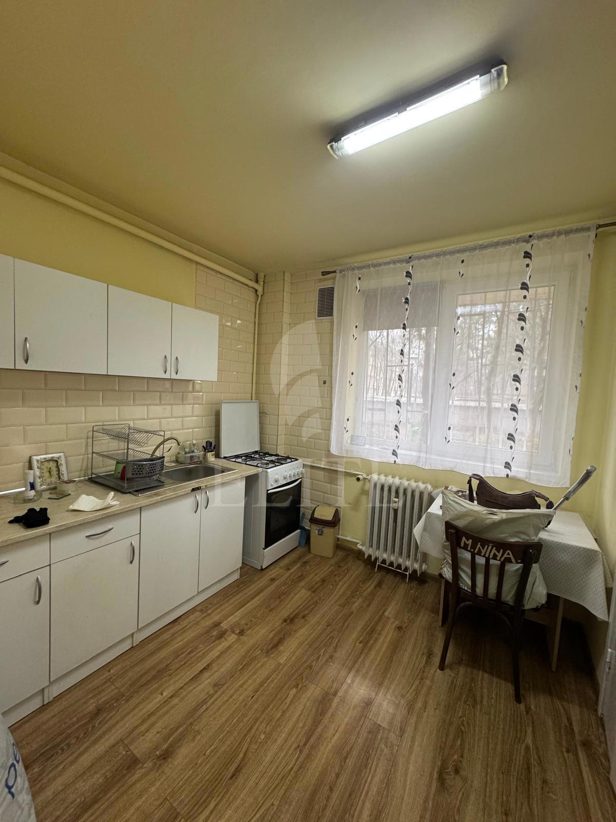 Apartament 2 camere în zona STRAZII BORSEC-1229910