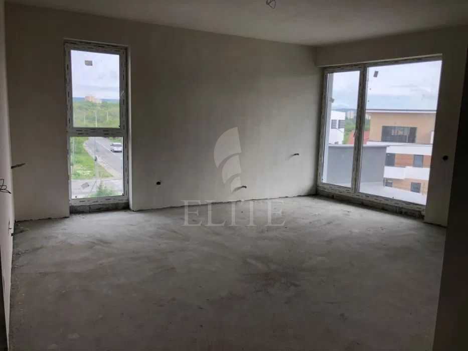 Apartament 3 camere în zona Borhanci-1230558