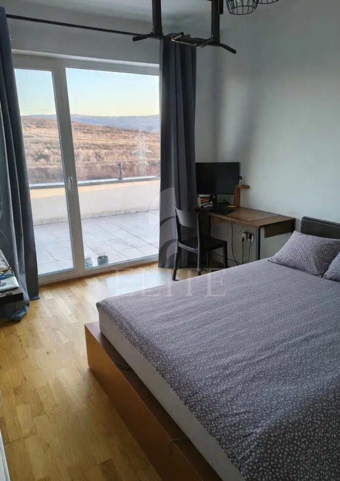 Apartament 3 camere în zona BAZA SPORTIVA-1233500