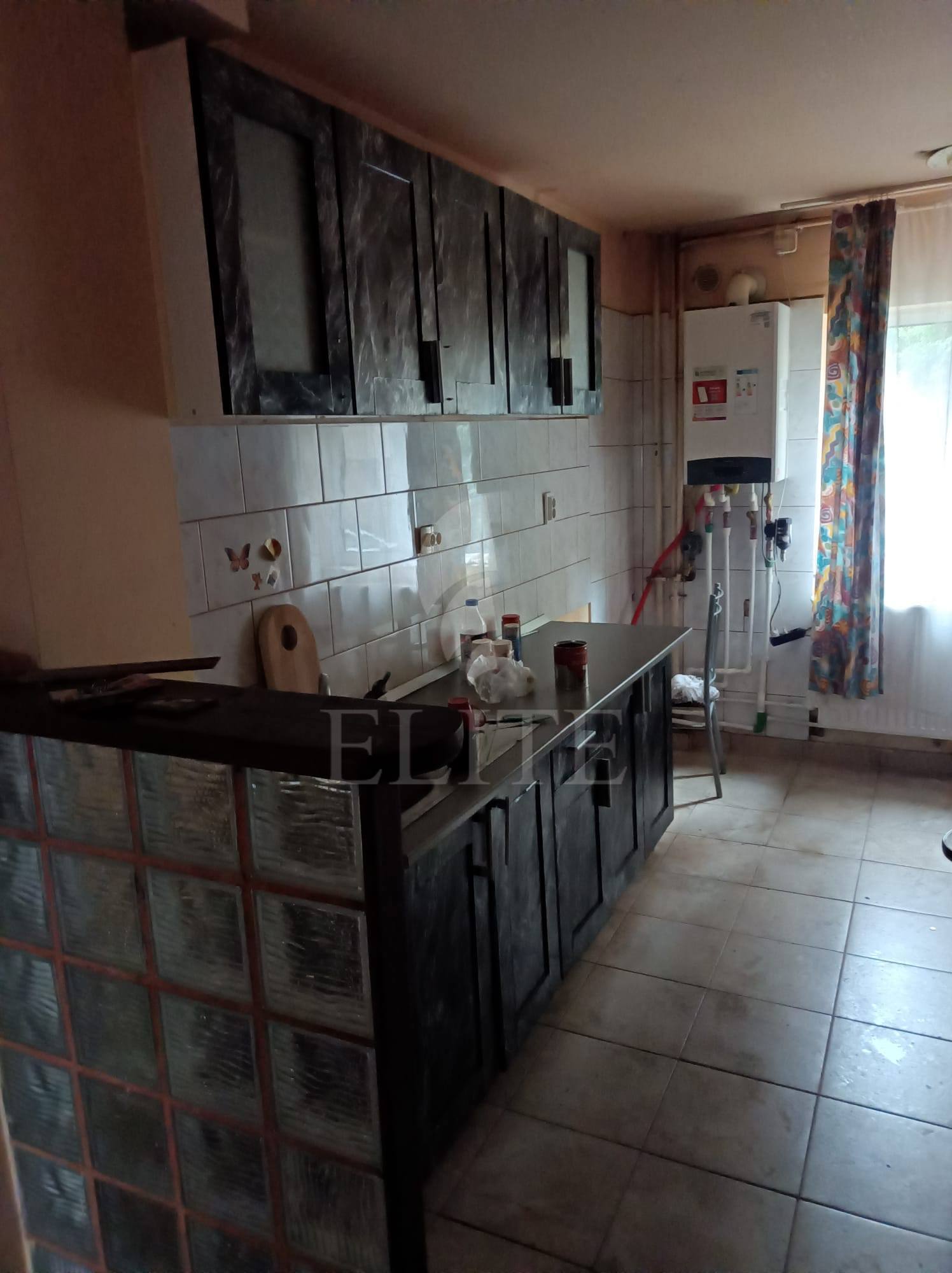 Apartament 3 camere în zona STRAZII AUREL VLAICU-1233626