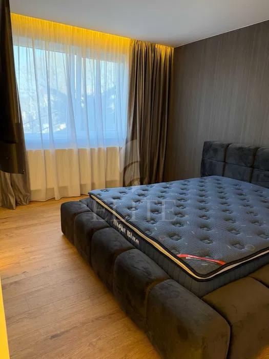 Apartament 4 camere în zona B-DUL MUNCII-1233797