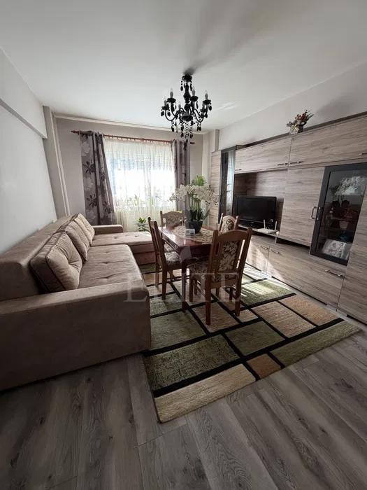 Apartament 4 camere în zona PIATA FLORA-1233931