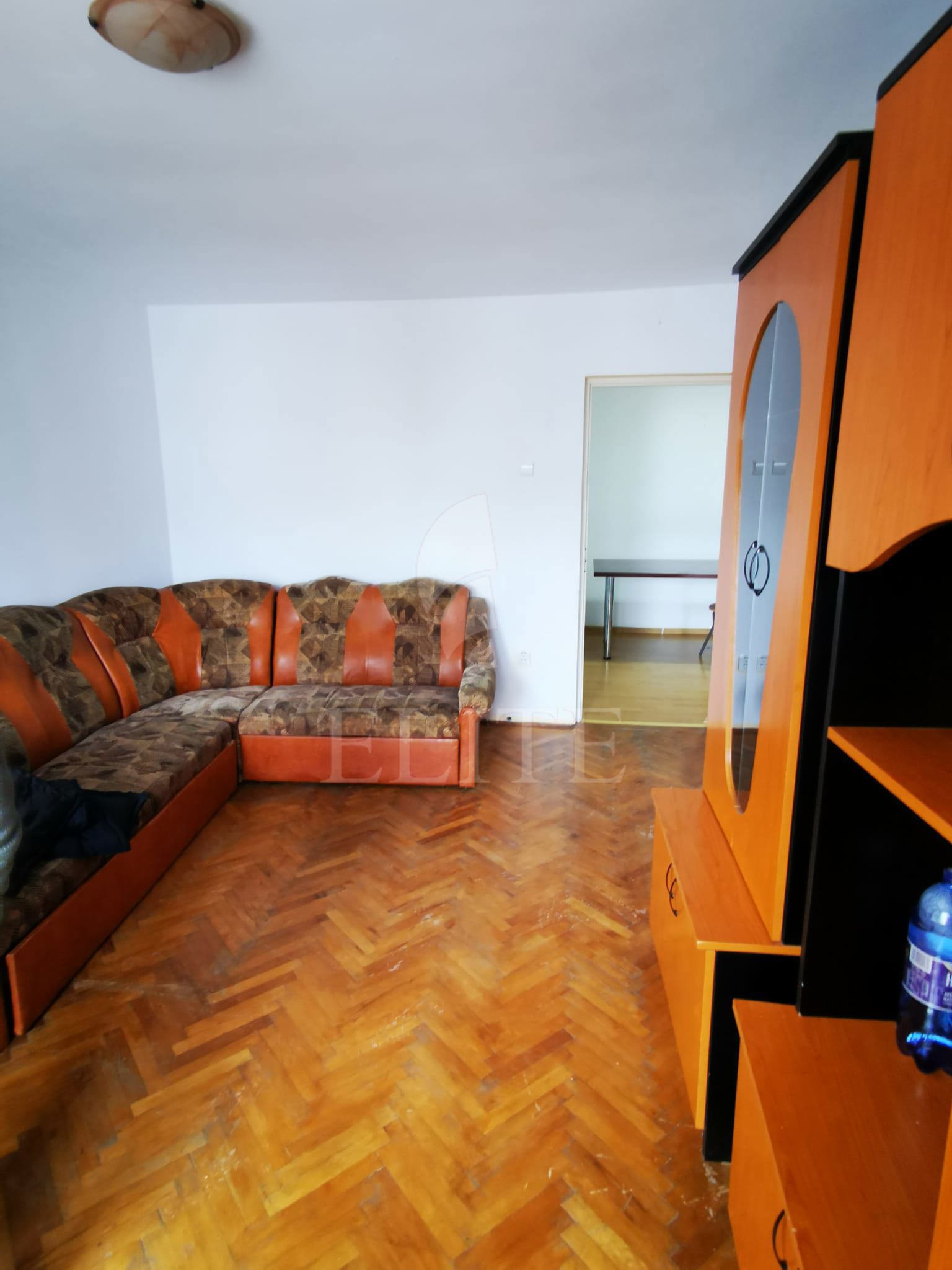 Apartament 3 camere în zona MC DONALDS-1234647