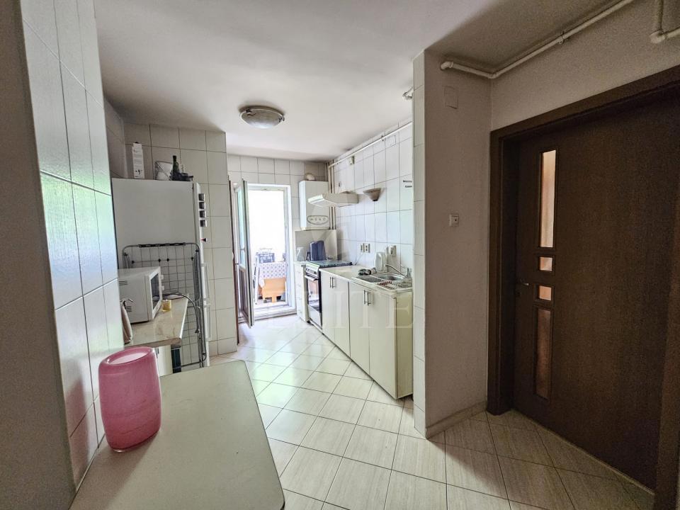 Apartament 2 camere în zona BILLA-1235364
