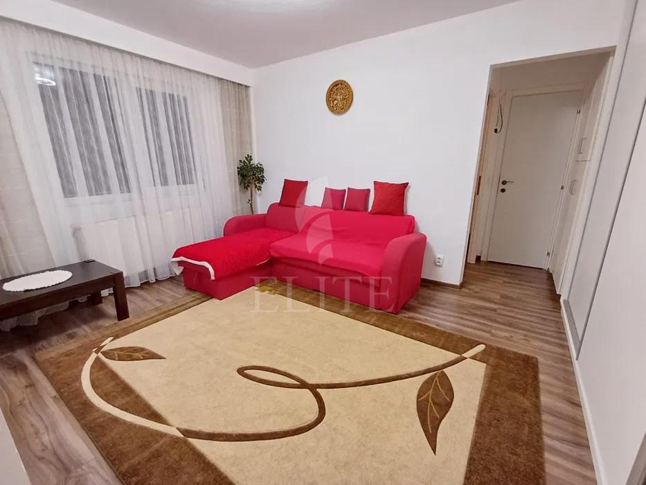 Apartament 3 camere în zona MC DONALDS-1235757