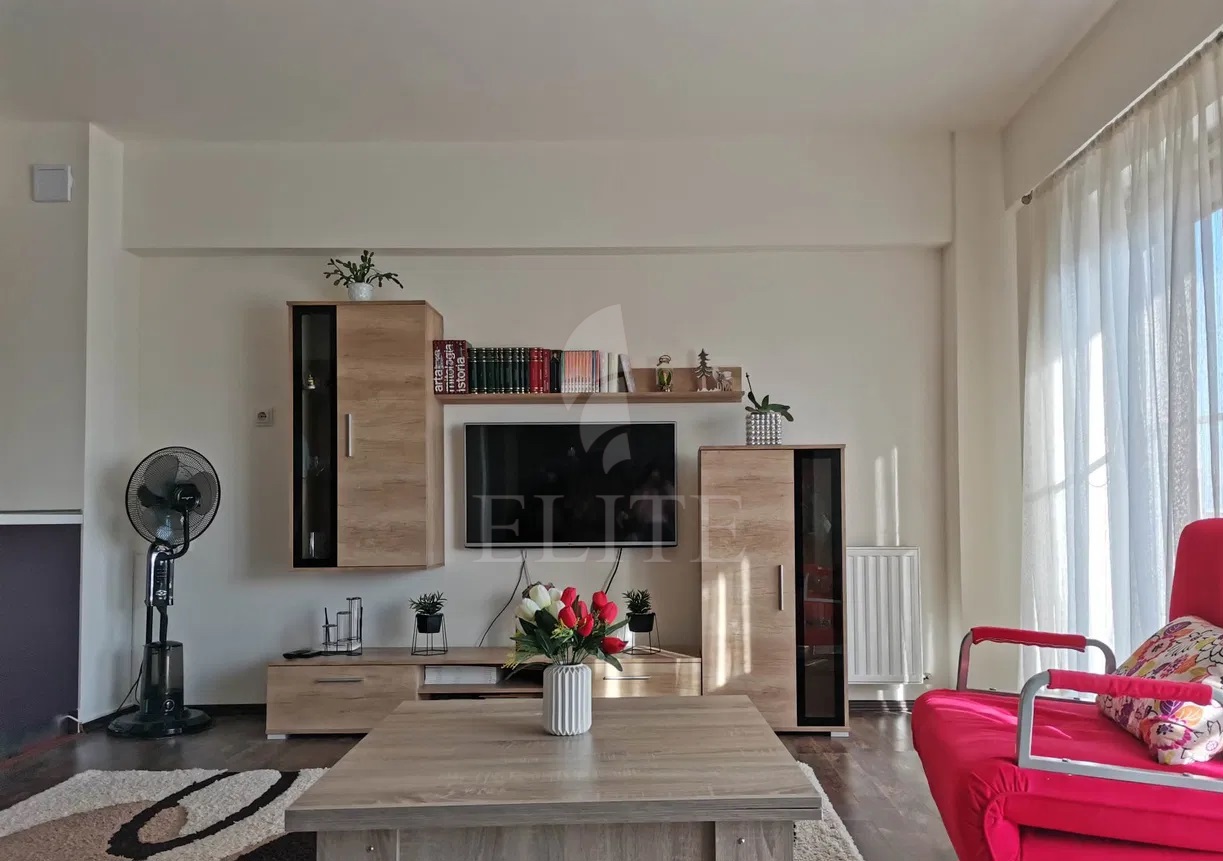Apartament o camera în zona PIATA 1 MAI-1235892