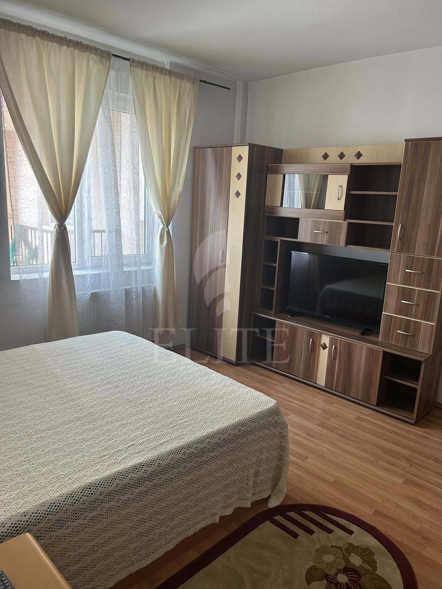 Apartament o camera în zona INTRE LACURI-1237433