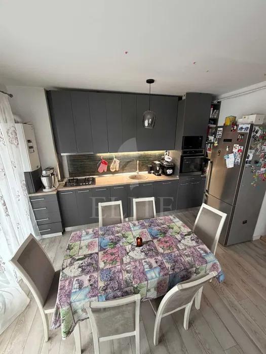 Apartament 2 camere în zona COMPLEX IRIS-1238139