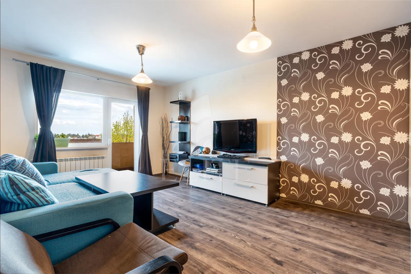 Apartament 4 camere în zona SPITALUL DE RECUPERARE-1238965