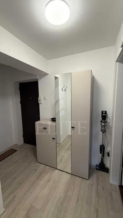 Apartament 2 camere în zona SALA POLIVALENTA-1238990