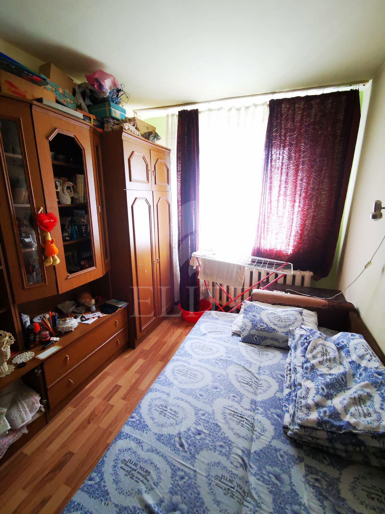 Apartament 4 camere în zona NORA-1239624