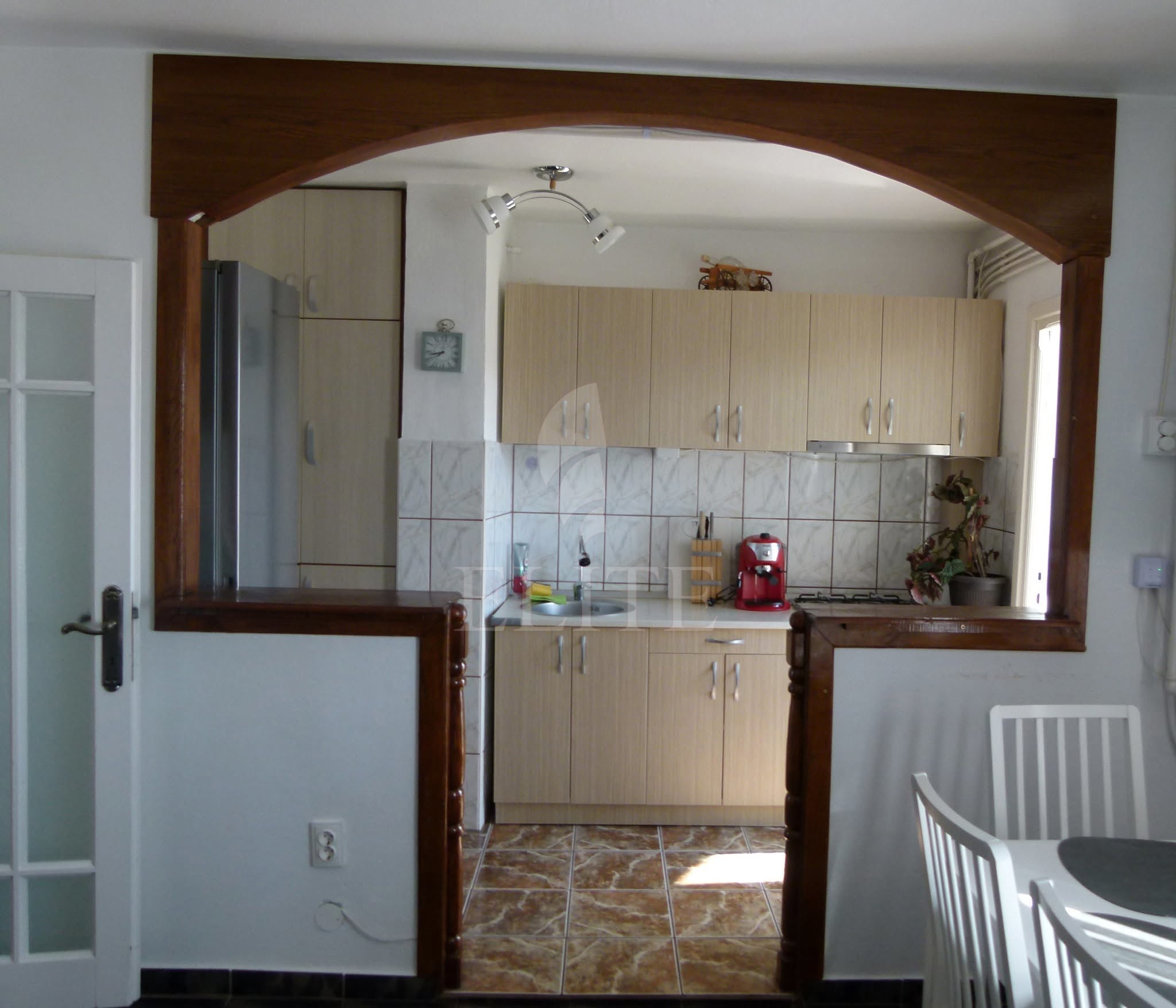 Apartament 4 camere în zona LA TERENURI-1239695