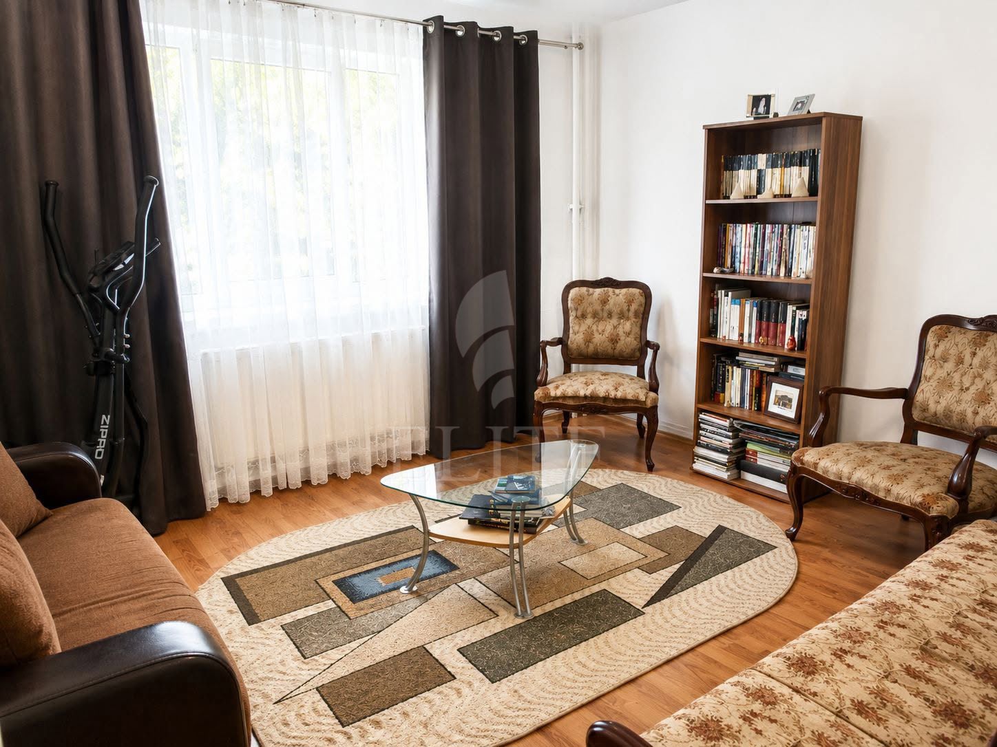 Apartament 4 camere în zona STREZII MEHEDINTI-1241317