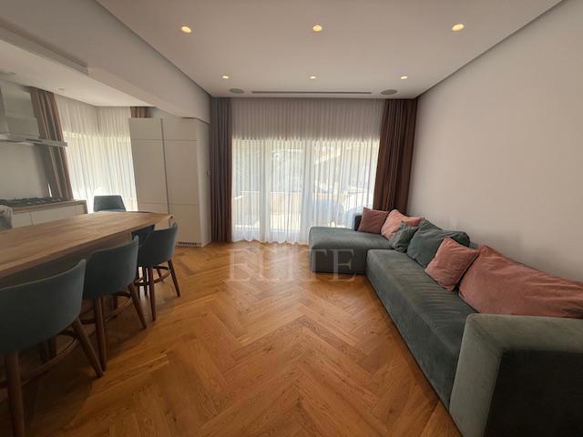 Apartament 3 camere în zona HOTEL GRAND ITALIA-1241755