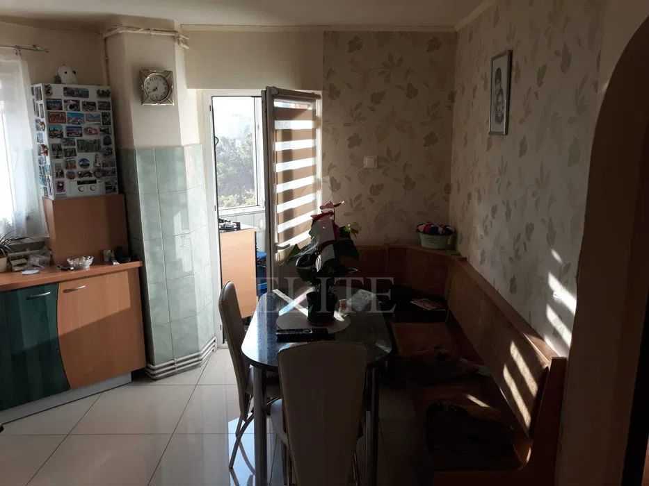 Apartament 2 camere în zona MC Donalds-1241854
