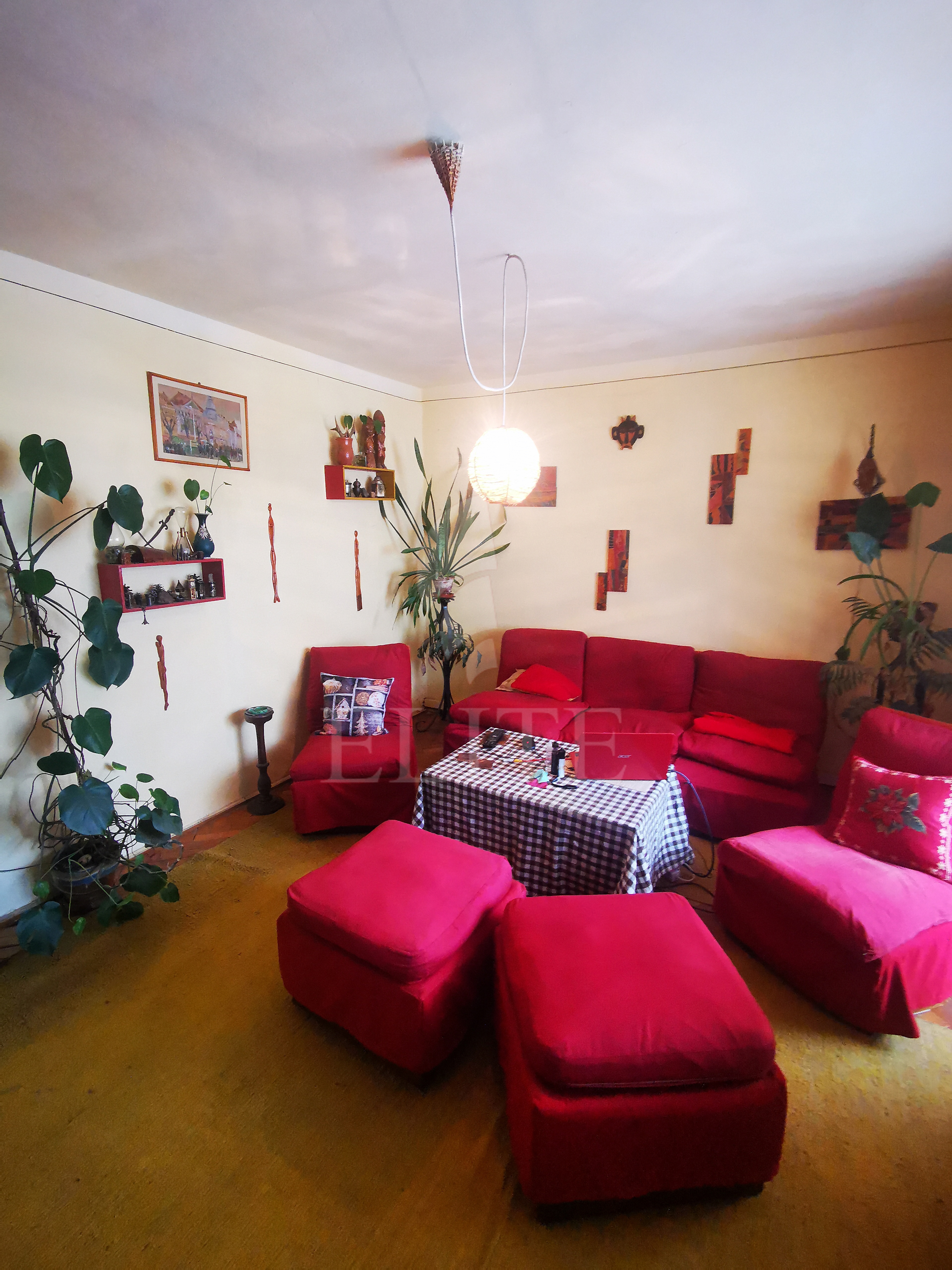 Apartament 4 camere în zona ZONA MC DONALDS-1242053