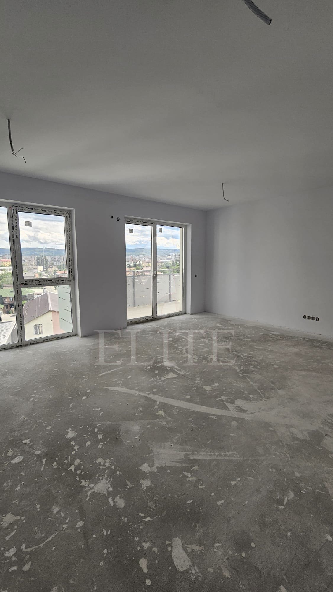 Apartament 3 camere în zona str. Fabricii, str. Campina-1242620