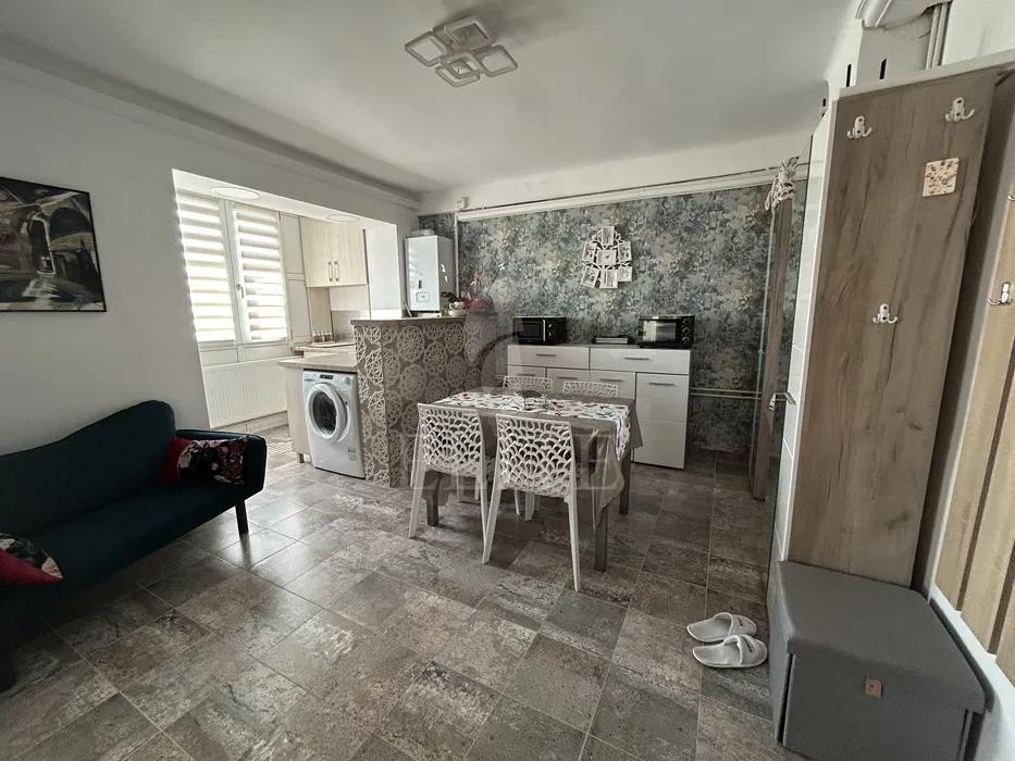 Apartament 2 camere în zona STRAZII PARIS-1247386
