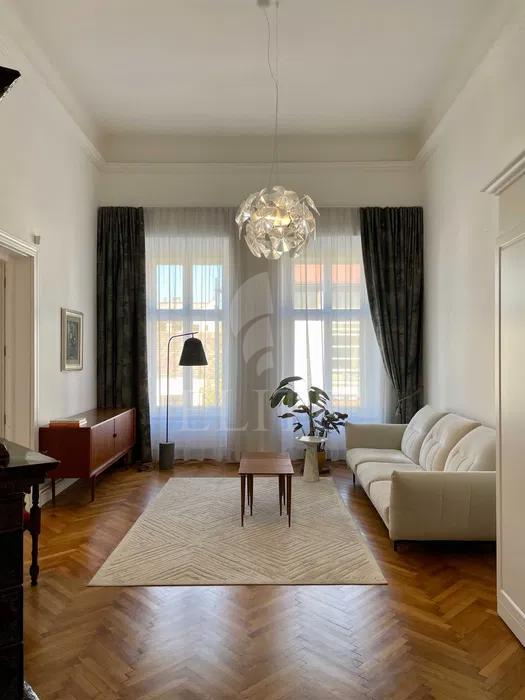 Apartament 4 camere în zona ULTRACENTRALA-1248061