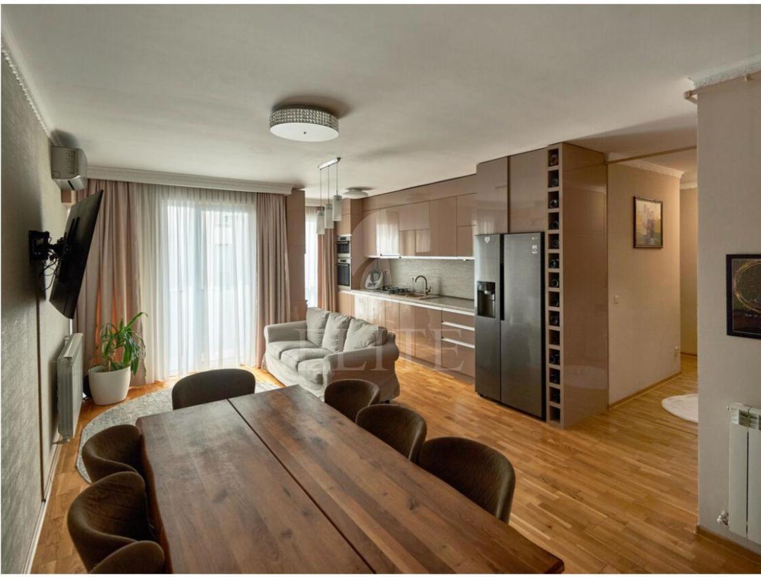 Apartament 3 camere în zona ANDREI MURESANU-1248525