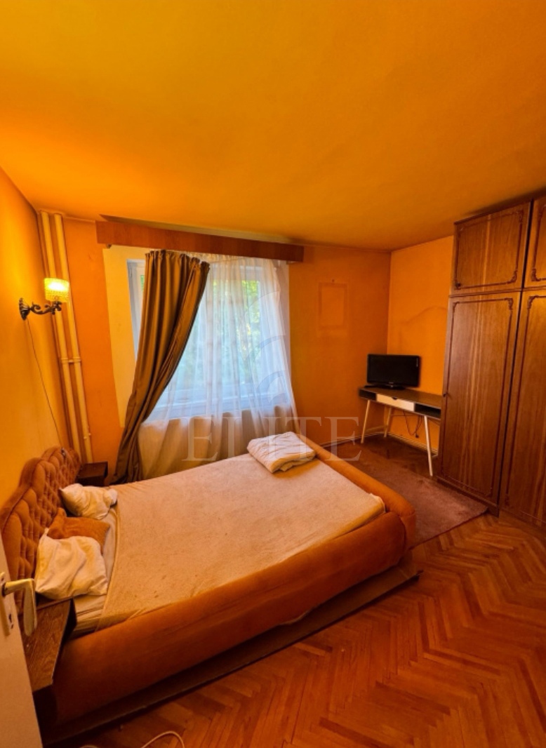 Apartament 2 camere în zona STRAZII SCARISOARA-1249099