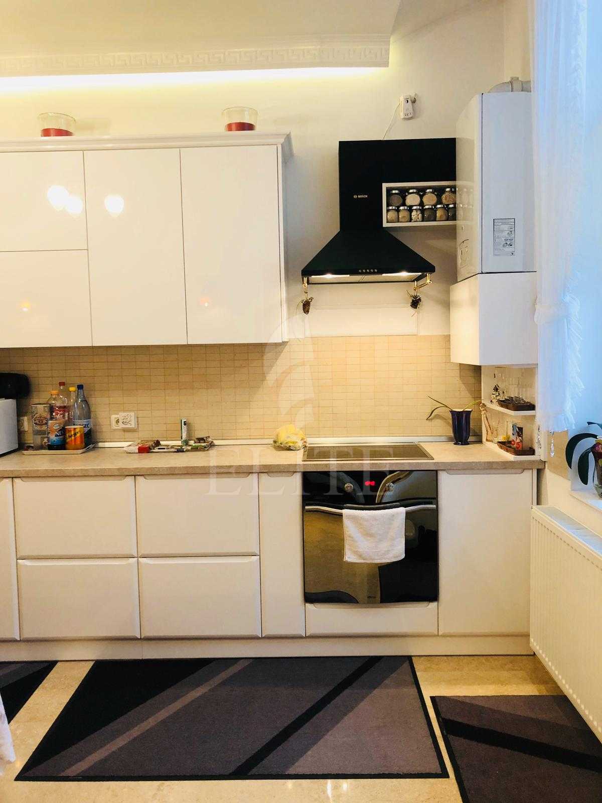 Apartament 3 camere în zona Horea-1249592