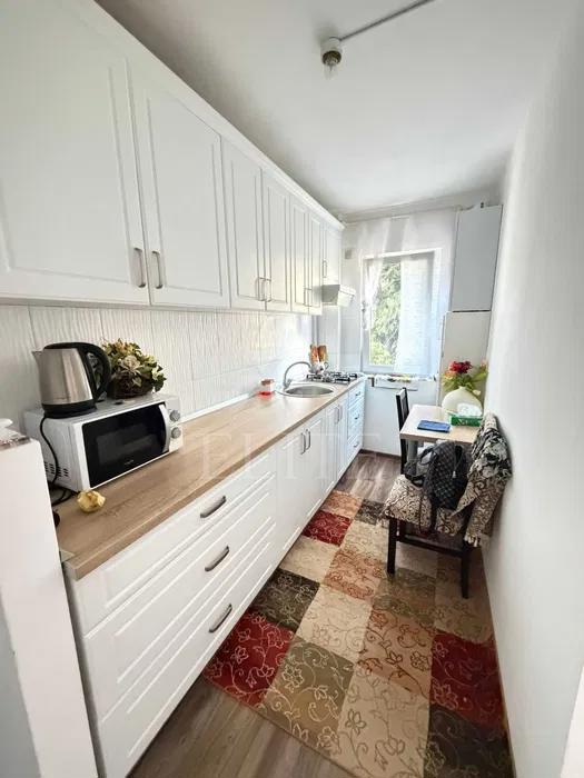 Apartament 3 camere în zona MC DONALDS-1250255
