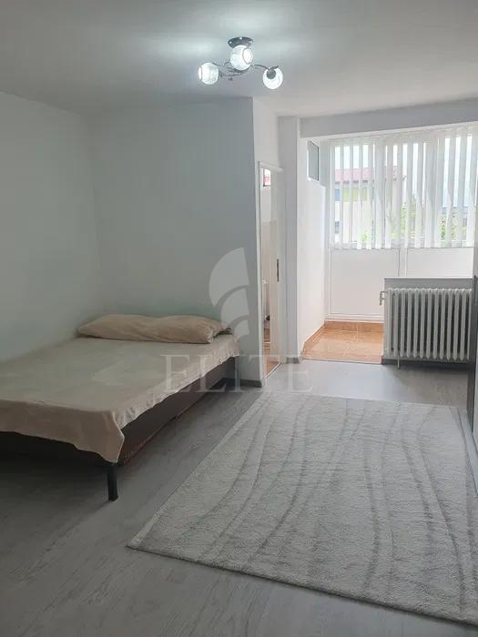 Garsoniera o camera în zona Expotransilvania-1250329
