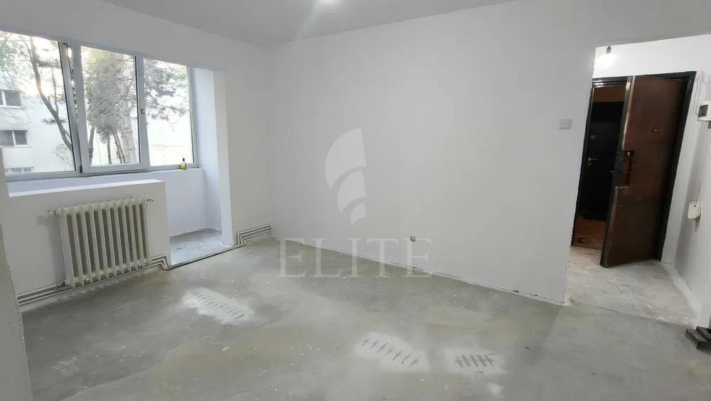 Apartament 2 camere în zona STRAZII PEANA-1250618
