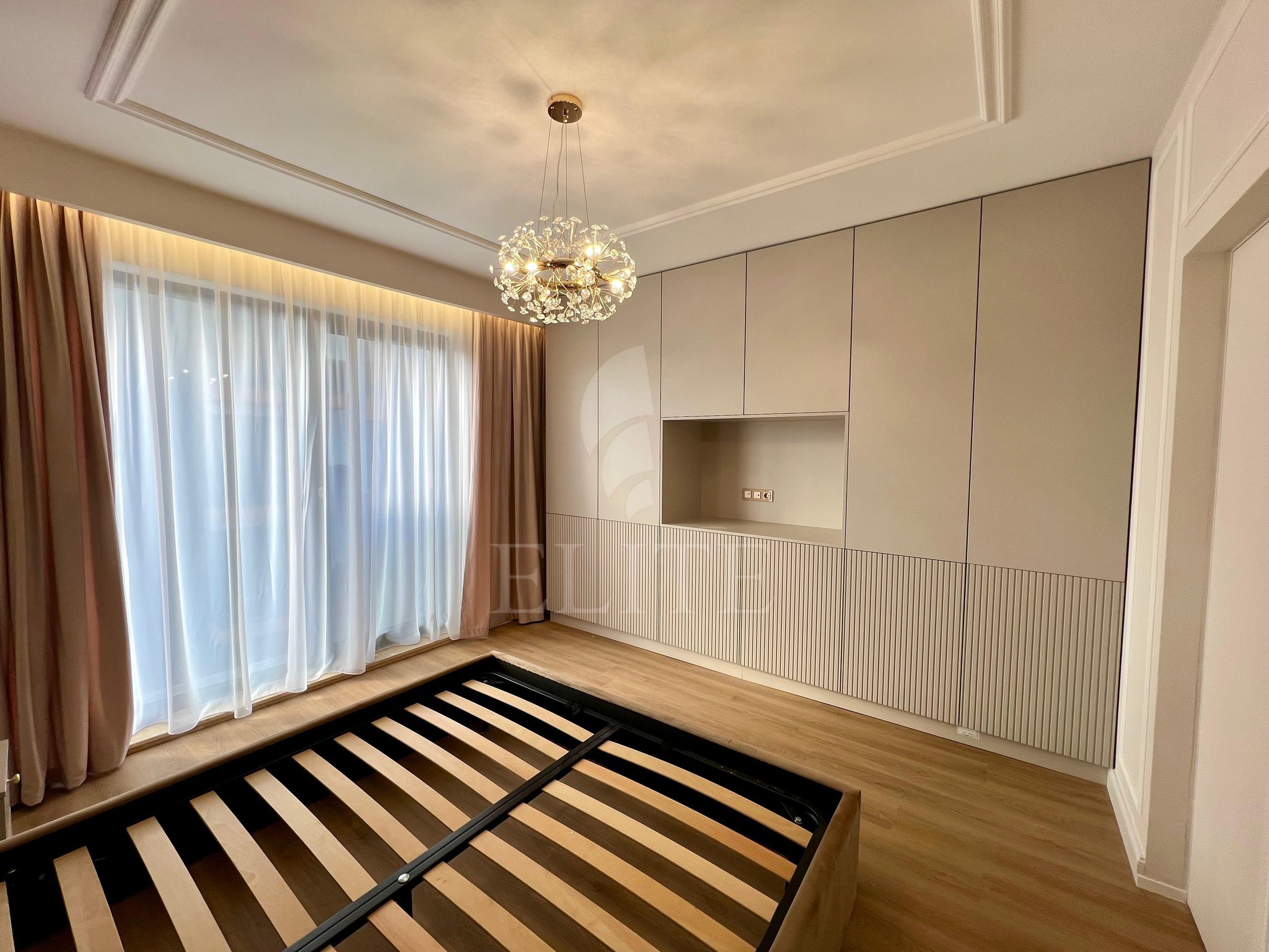 Apartament 3 camere în zona STRAZII INTRE LACURI-1251015
