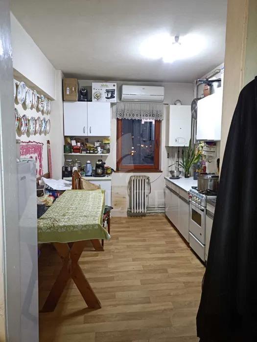 Apartament 3 camere în zona PIATA FLORA-1253706