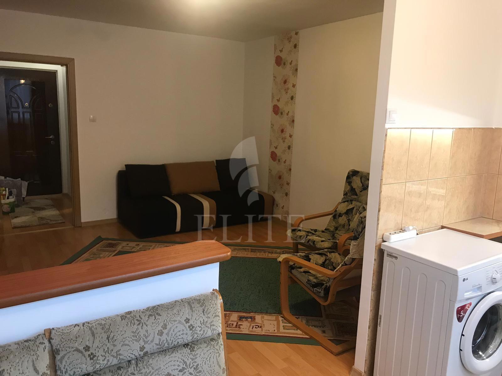 Garsoniera în zona Dambovitei - Expotransilvania-1255383