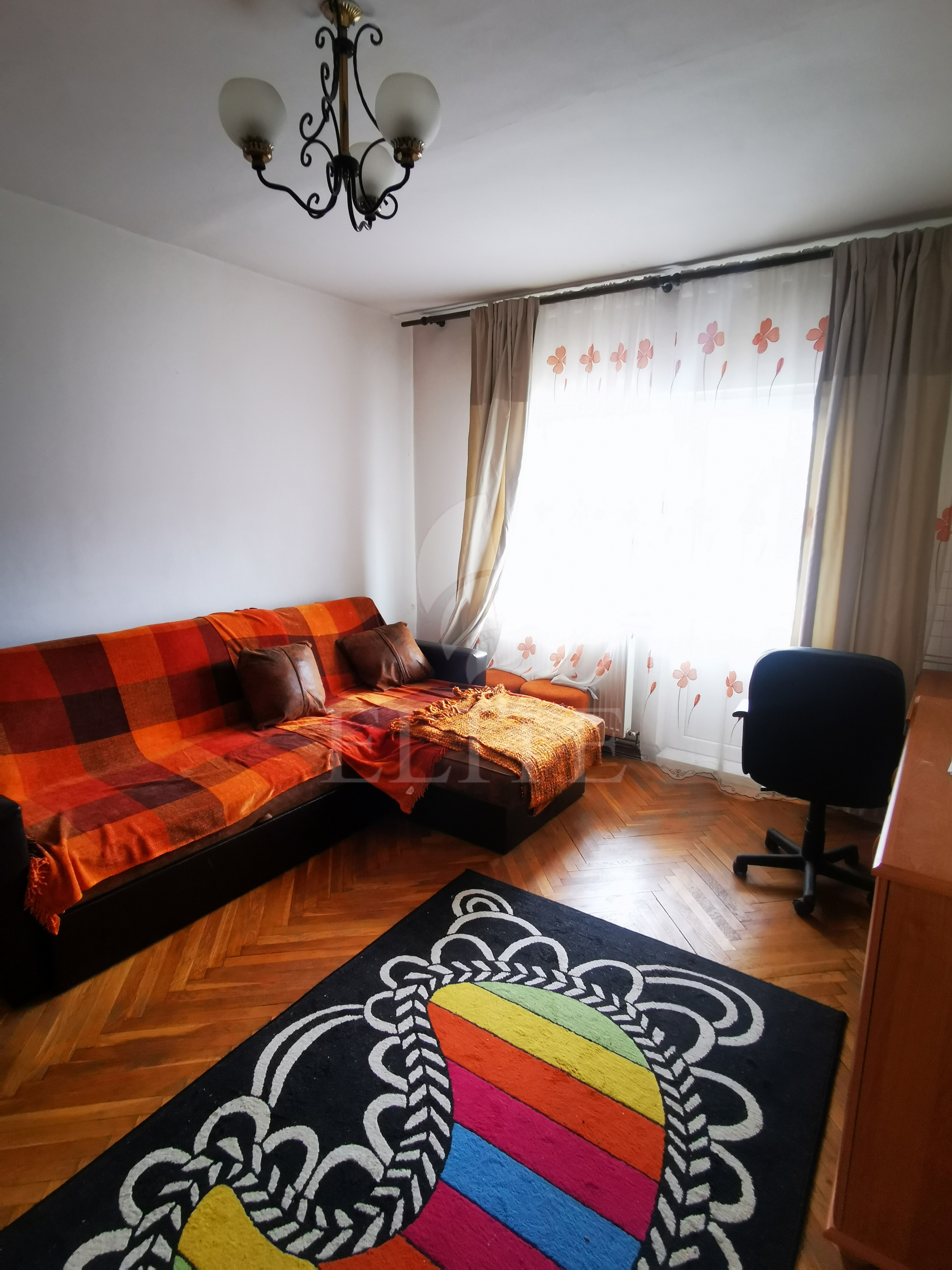 Apartament 2 camere în zona ALEXANDRU VLAHUTA-1255413