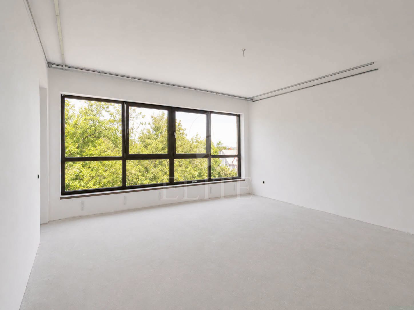 Apartament 3 camere în zona ANDREI MURESANU-1257860