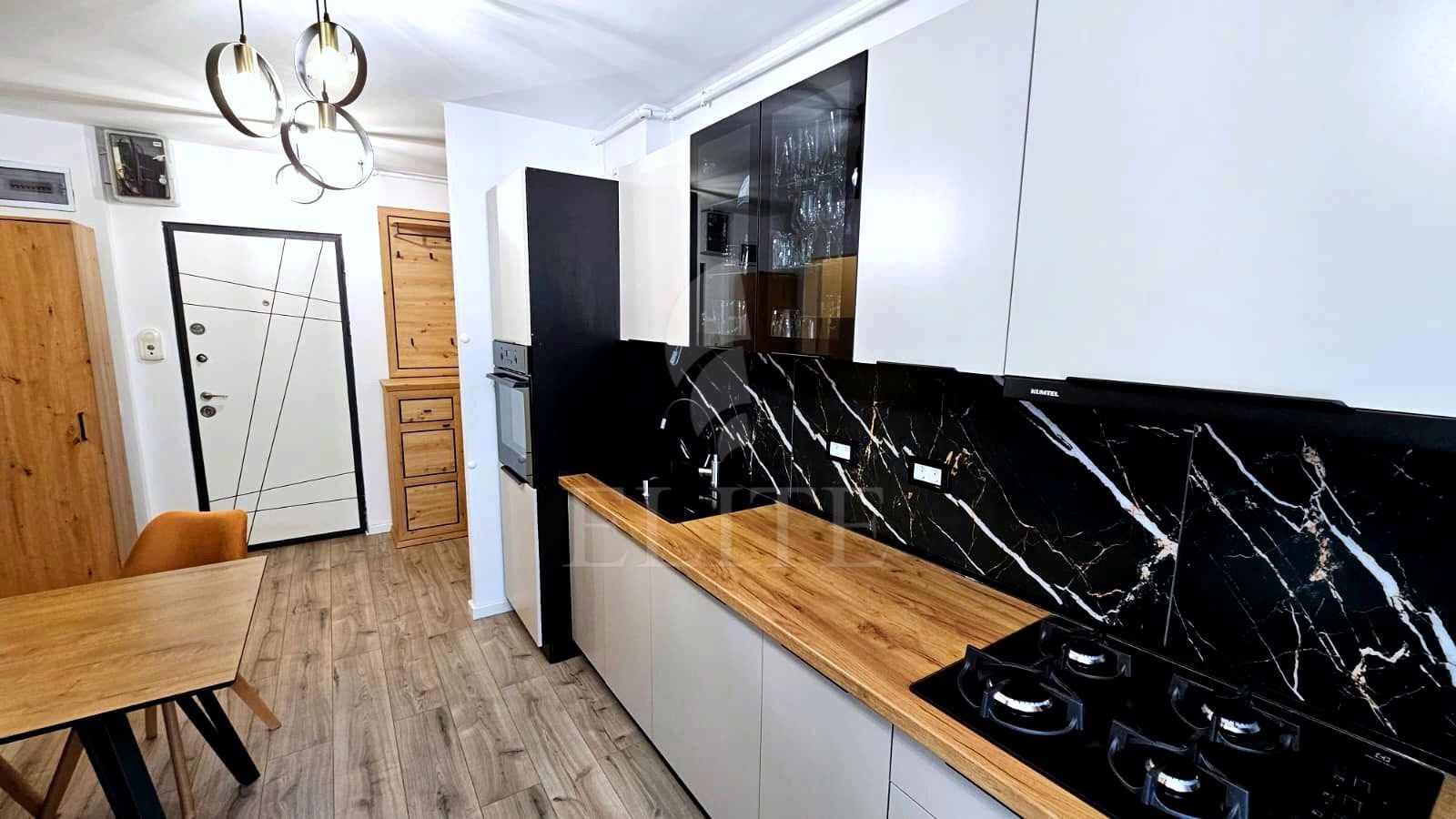 Apartament 2 camere în zona LUNII-1259825