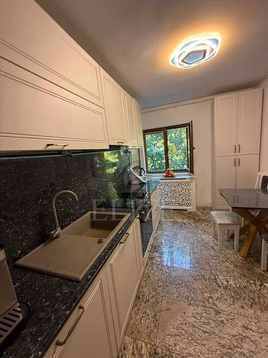 Apartament 3 camere în zona INTRE LACURI-1261197