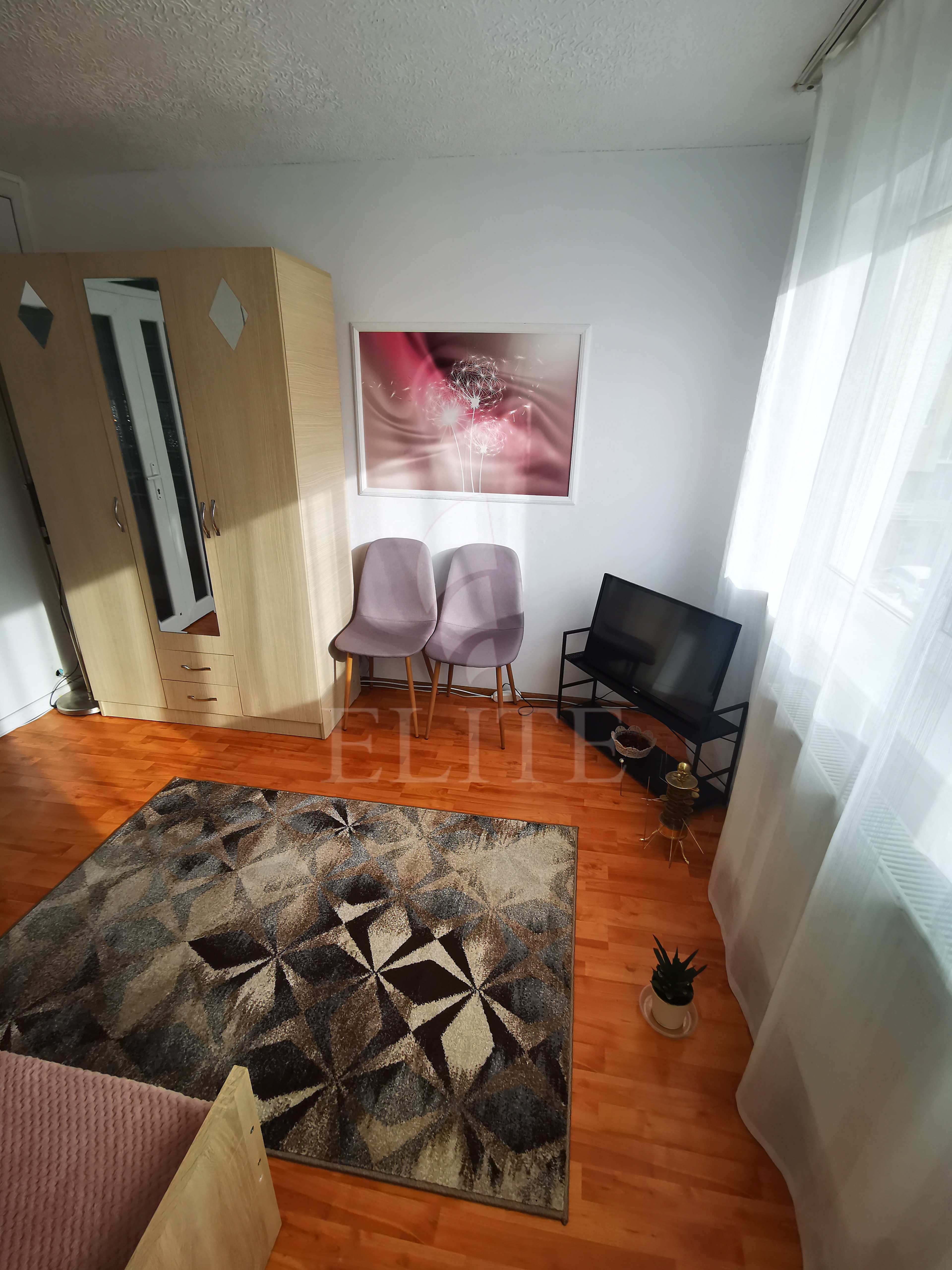 Apartament 2 camere în zona STEJARULUI-1261784