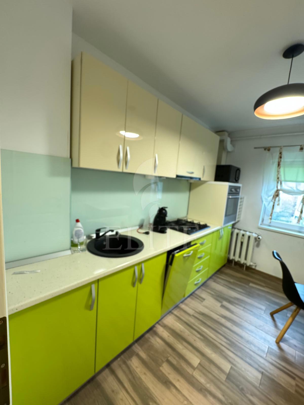 Apartament 2 camere în zona  Interservisan-1261813
