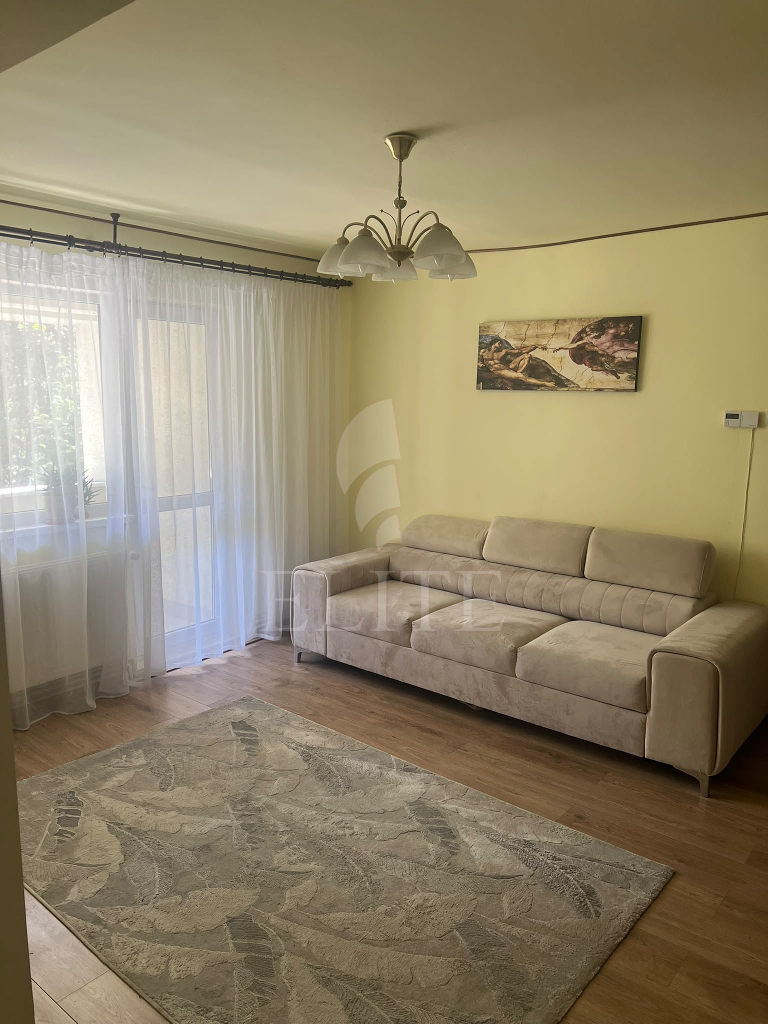 Apartament 3 camere în zona FANTANELE-1264796