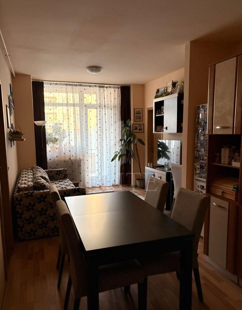 Apartament 3 camere în zona COMPLEX OASULUI-1265056