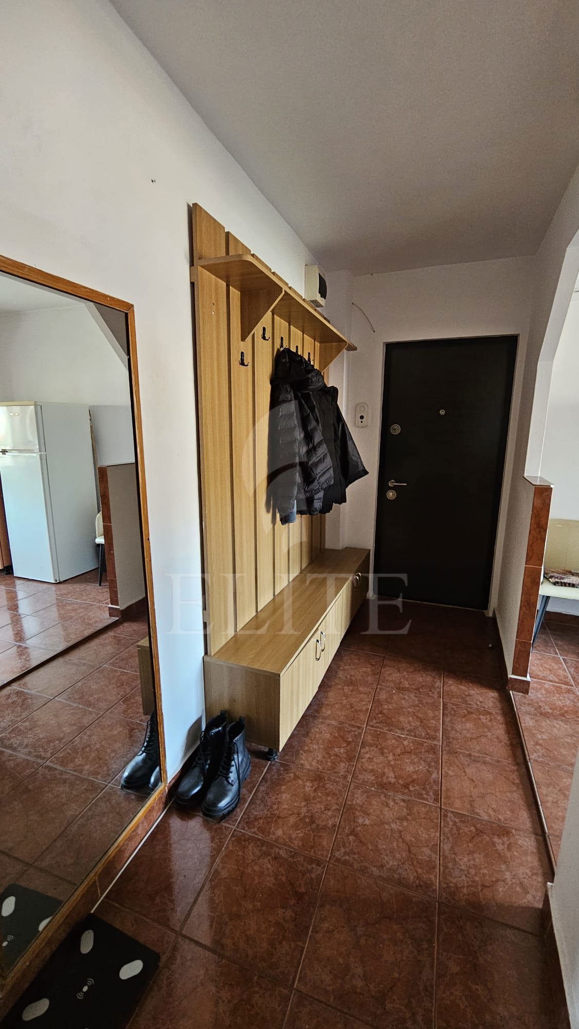 Apartament 2 camere în zona STR. LUNII-1265612