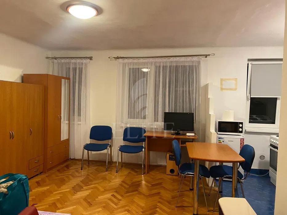 Apartament o camera în zona STANCA-1266648