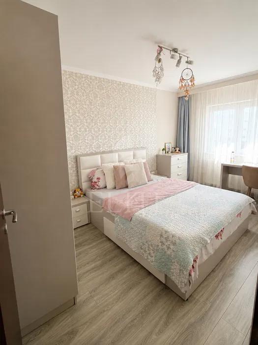Apartament 4 camere în zona BILLA-1267669