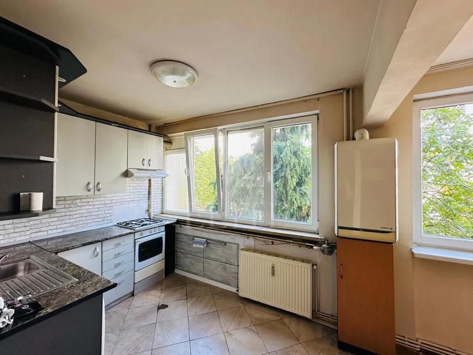 Apartament 3 camere în zona PIATA 14 IULIE-1268490