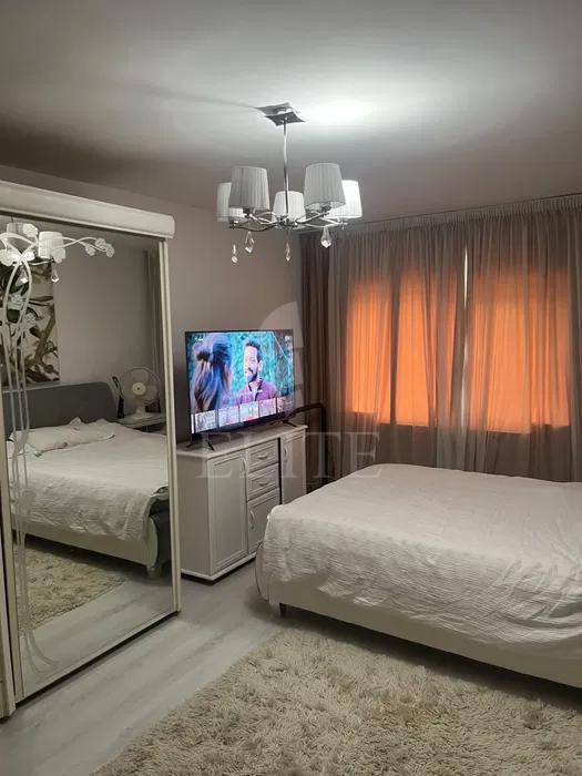 Apartament 3 camere în zona Gruia-1269092