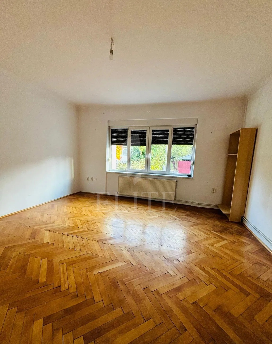 Apartament 2 camere în zona ANDREI MURESANU-1269977