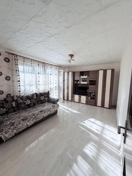 Apartament 3 camere în zona Nora-1269992