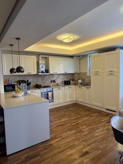 Apartament 3 camere în zona ANDREI MURESANU-1271961